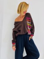 Pull Col V imprimé "LOVE" – Image 13