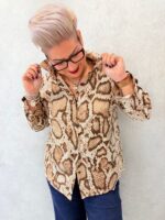 Chemise grande taille imprimé python marron & beige – Image 2