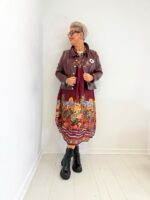 Veste effet vinyle fleur appliquée – Grande Taille – Image 5