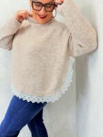 Pull col montant avec dentelle – Grande Taille – Image 4