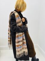 Écharpe Réversible à Motifs – Image 6