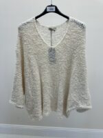 Pull oversize texturé à col V – Maille bouclette douce – Image 7