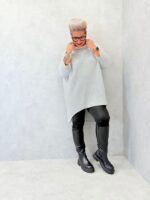 Pull long col montant