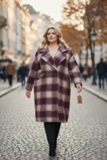 Manteau long à carreaux – Collection Grande Taille – Image 3