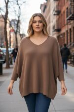 Pull oversize noir col V – Collection Grande Taille