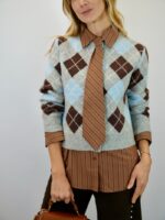 Gilet Argyle Doux & Chic "BURLINGTON" – Harmonie Bleu, Gris & Chocolat – Image 2