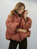 Doudoune Oversize Terracotta – Volume Tendance & Confort Ultra-Chaud – Image 2
