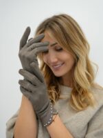Gants Suédine & Clous – Élégance Moderne & Finition Chic