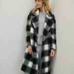 Manteau Long à Carreaux Laine – Chaleur, Style & Silhouette Élégante