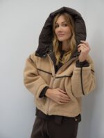 Doudoune Doublée Sherpa – Capuche amovible et coupe oversize