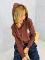 Pull à Capuche avec motif ourson – Image 4
