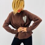 Pull Doux avec Cœur Strassé – Marque VALENTYNE