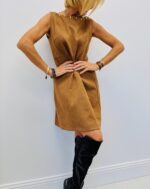 Robe en Suédine avec détails cloutés