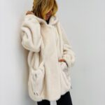 Veste à Capuche en Fausse fourrure