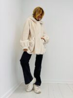 Veste à Capuche en Fausse fourrure – Image 5