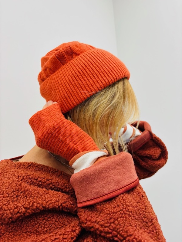 19092025-041 Mitaines en Maille fil pailleté – Image 1