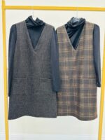 Robe Chasuble avec col roulé – Élégance rétro chic signée EMA BLUES – Image 2