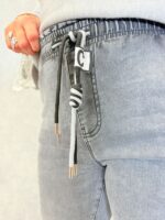 Pantalon jean confortable grande taille – Image 4