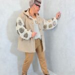 Veste à capuche effet laine bouillie et manches fleuries – Grande Taille