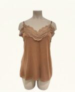 Top à fines bretelles avec dentelle – Grande Taille 🇮🇹 – Image 3