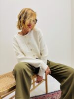 Gilet à Boutons Dorés – Image 4