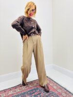 Gilet à Boutons Dorés – Image 7