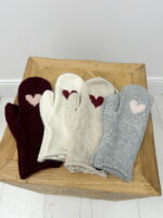 Moufles Douces à Motif cœur – Esprit cocoon & touche romantique