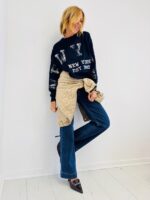 Pull oversize "New York" à motif écossais – Image 7