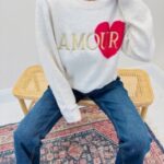 Pull Doux motif “AMOUR”