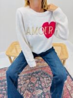 Pull Doux motif “AMOUR”