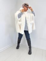 Cape fausse fourrure – Image 3