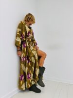 Robe Longue Imprimée avec ceinture – Image 3