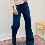 Jean Coupe Barrel leg avec poches brodées