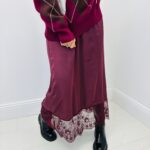 Jupe Viscose dentelle – Élégance satinée