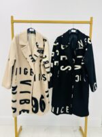 Manteau Imprimé oversize – Esprit urbain italien et allure graphique – Image 8