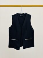 Gilet Chic à Strass – Élégance minimaliste by EMA BLUES – Image 2