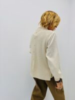 Top Trompe-l’œil “Love” en maille texturée – Élégance signée LM LULU – Image 3