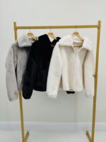Veste en Fausse Fourrure zippée – Image 2