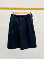 Bermuda en Simili Cuir – Élégance audacieuse et allure moderne – Image 2