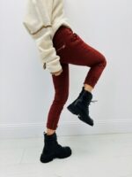 Pantalon Slim Boutonné – Coupe Ajustée et Confort Stretch – Image 9