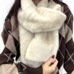 Écharpe Douce en Fausse Fourrure – Luxe, Chaleur & Élégance