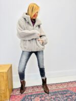 Veste à Capuche en fausse fourrure