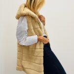 Gilet Sans Manches en fausse fourrure avec capuche