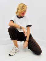 T-shirt Col et Manches lurex – Chic minimaliste 100% coton – Image 4