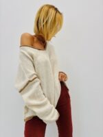 Pull col V contrasté – Maille douce – Image 6