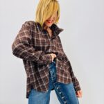 Chemise Épaisse Col Victorien – Style Cosy & Détails Raffinés