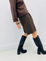 Bermuda Tailoring Chic – Élégance structurée et allure moderne – Image 3