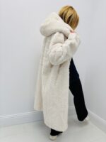 Manteau Long en fausse fourrure – Image 7
