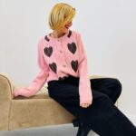 Gilet Doux à Motifs cœurs Burlington – Esprit romantique & rétro chic