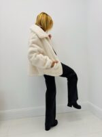 Veste en Fausse Fourrure zippée – Image 4